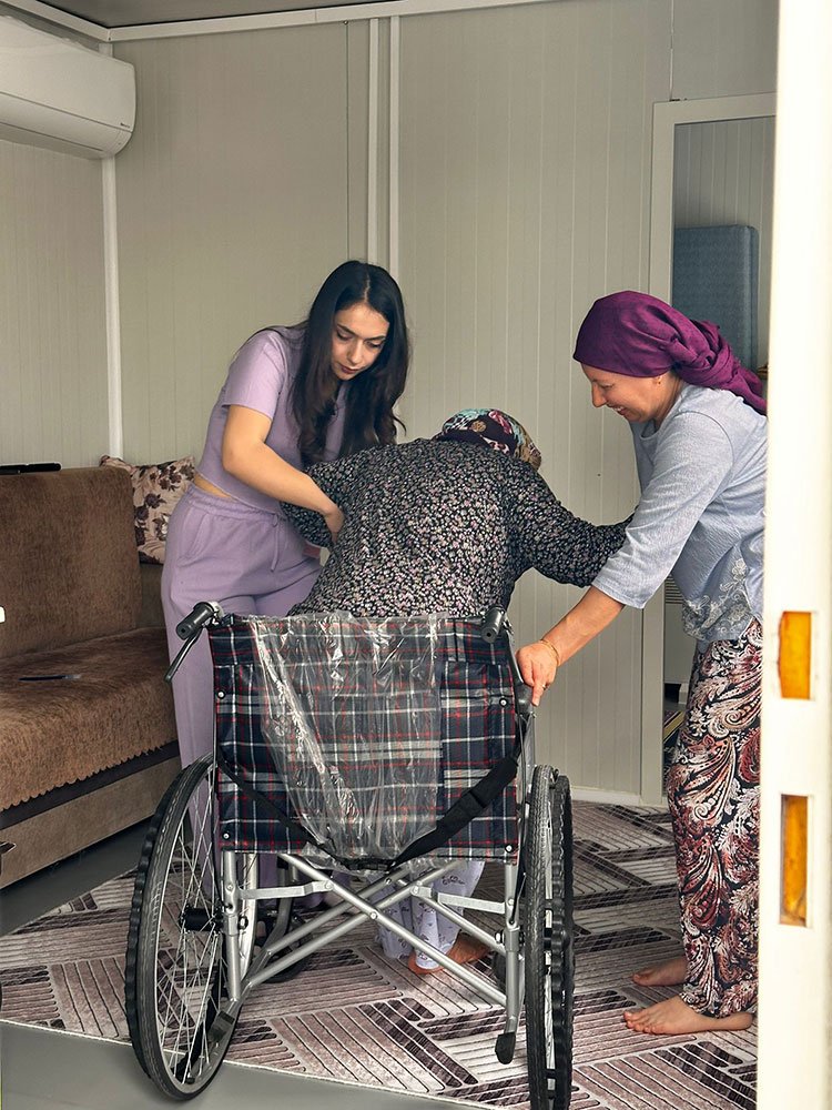 Yaşlı ve Fiziksel Engelli Bireylere Sağlık ve Psikososyal Destek Projesi
